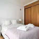Bright 3-br In With Shared Pool By Lisbeyond 公寓